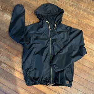 Brixton rain jacket sz M in excellent used condition. Color, black